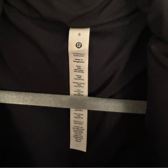 Lululemon Wunder Puff Jacket - Picture 3 of 8